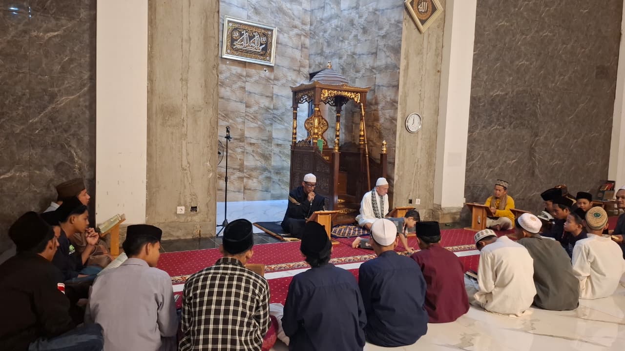 Ponpes Ummul Qur'an Jonggol Gelar Tawasul Dan Yasinan Malam Jumat